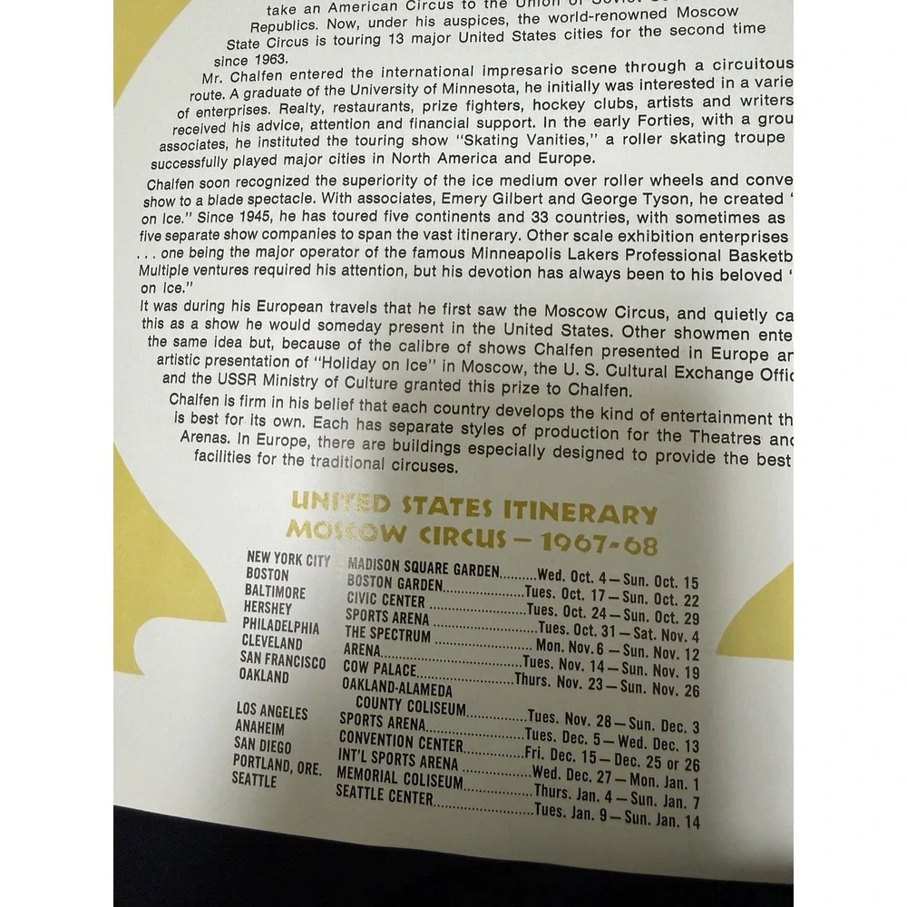 Vintage 1967 Moscow Circus info and picture‎ book magazine